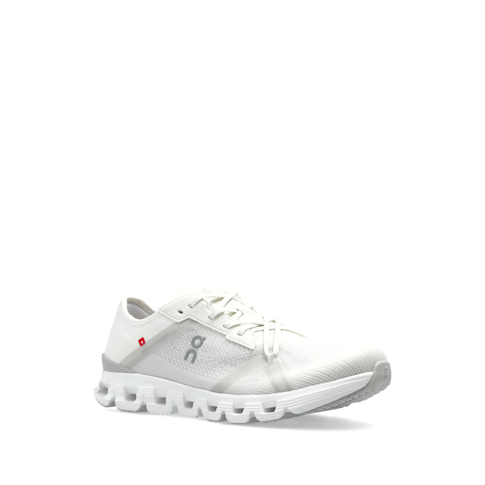 On Running Sneakers - Bianco | 73b939a784e4c773d8580d04cb5badb0b7a110ba