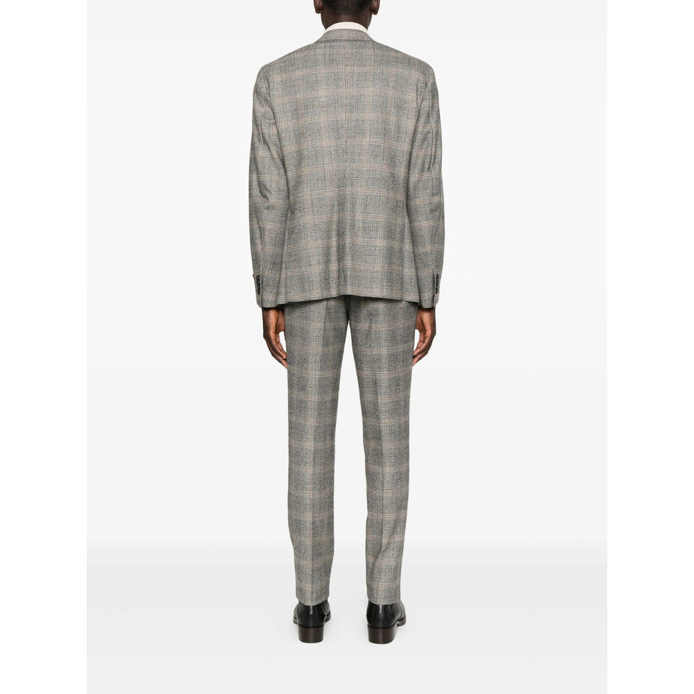Isaia Suits - Grigio | 5c5bc43c7a12af6dc5d7330f2fb371d2e182671f