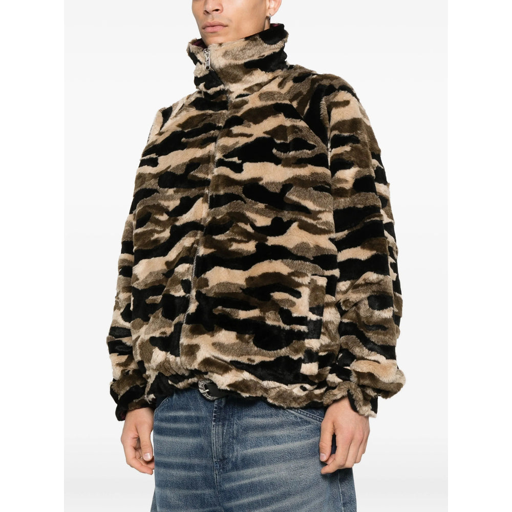 Pdf Outerwears - Neutro | cc5791180bea8ee37dd9dbfc48f64310a7a6f42e