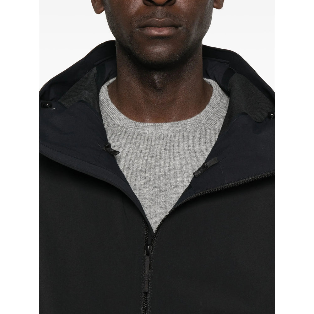 Veilance Outerwears - Nero | 575c0700455d8c7cc1adaa8af885f5e0d8458436