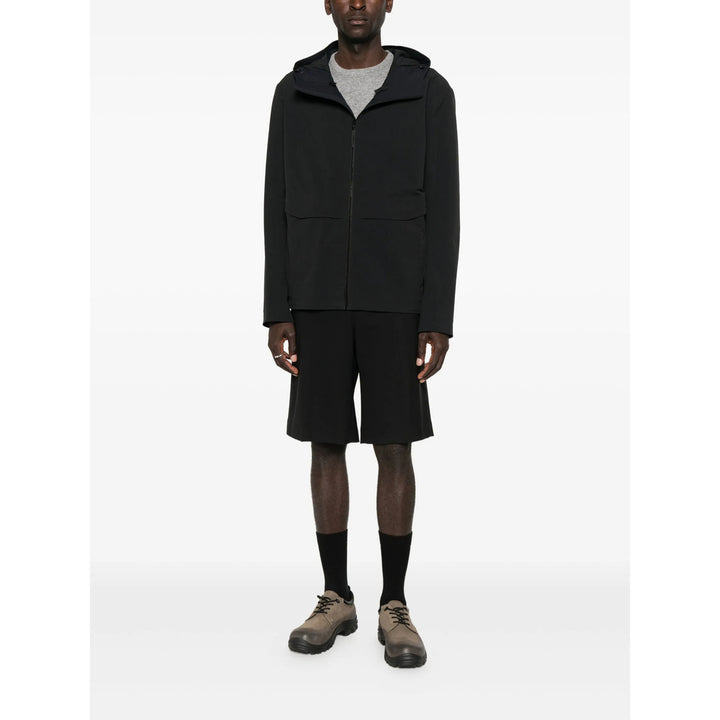 Veilance Outerwears - Nero | 58aee92dfa8b7e2d4a27e66d11f076b1e4a1dcaa