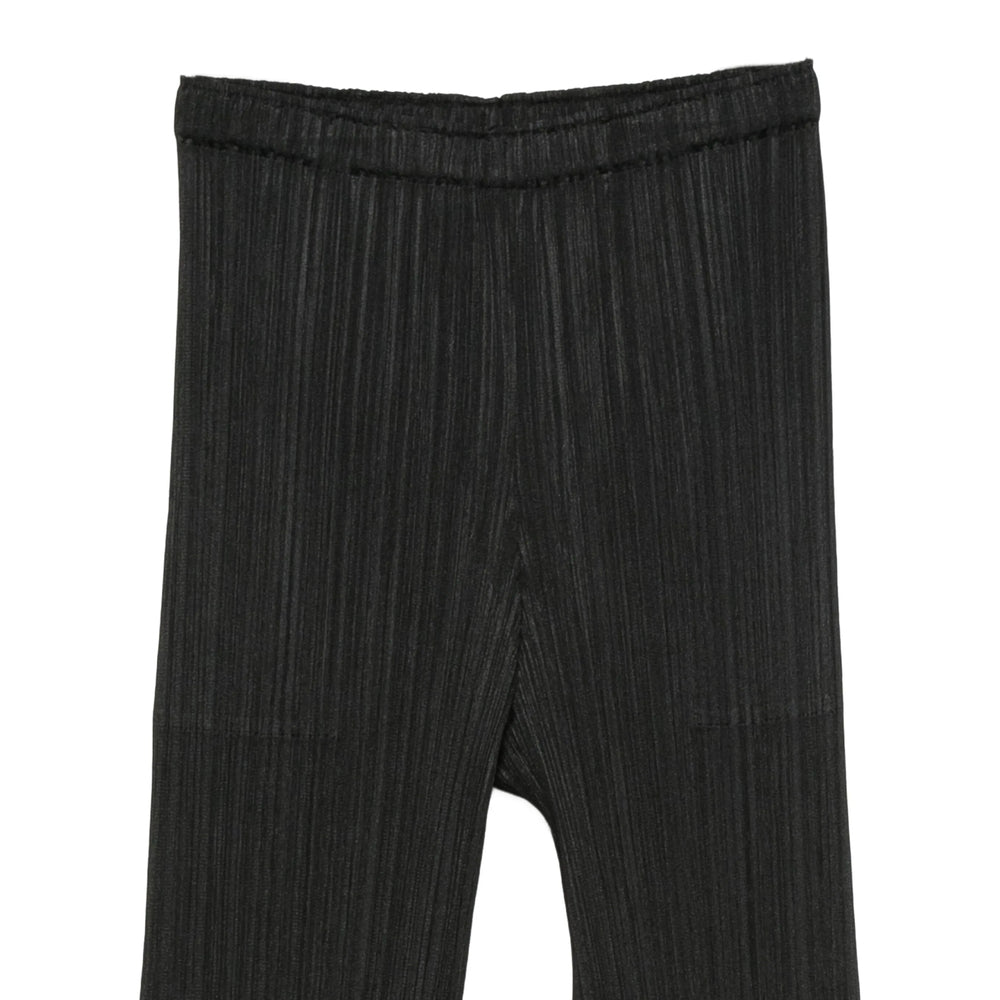 Pleats Please Issey Miyake Pantaloni - Nero | b3961ff8aa0345ba32bf531365aa5794960929ec