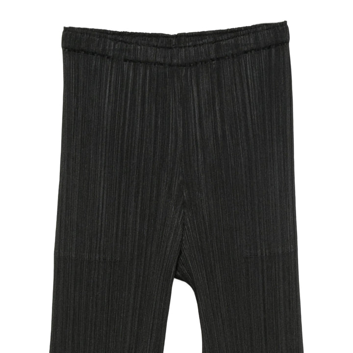 Pleats Please Issey Miyake Pantaloni - Nero | b3961ff8aa0345ba32bf531365aa5794960929ec