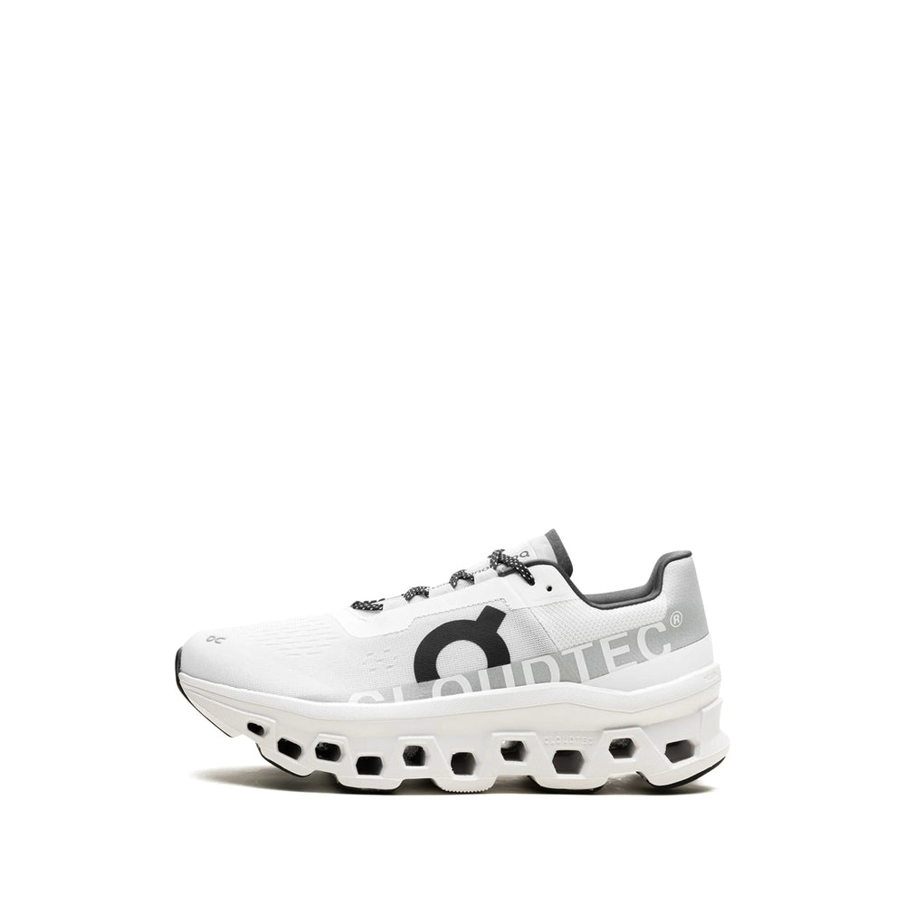 On Running Sneakers - Bianco, Nero | 4469c4d80d960d7ce5fd076e57e556cfd8c8734f