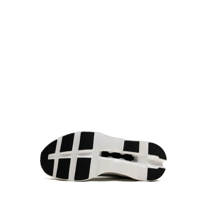 On Running Sneakers - Bianco, Nero | 1e70435f3879207eff5ab8e8c34604c606bc7270