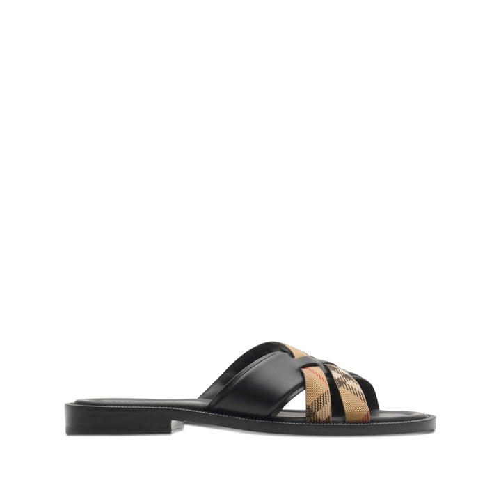 Burberry Scarpe - Nero | d1cea4cd4cab0724b8da35ce8fadddfe03df82b6