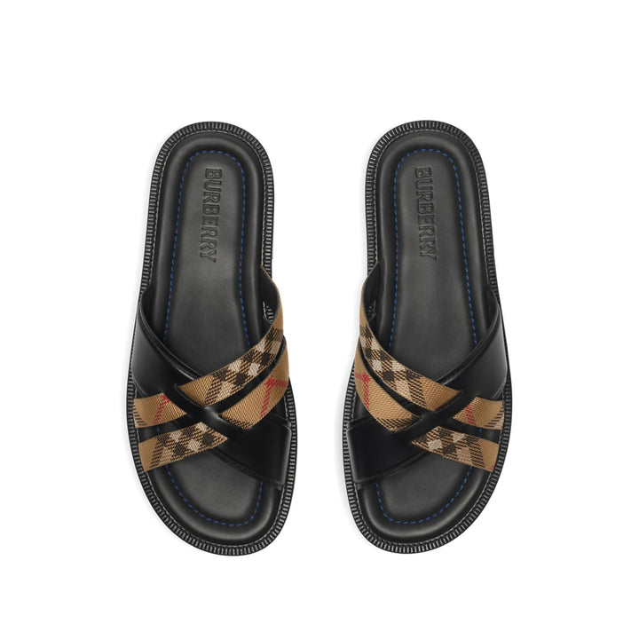 Burberry Scarpe - Nero | c3893037e2e7355bfa7f6faab2d241a91665df49
