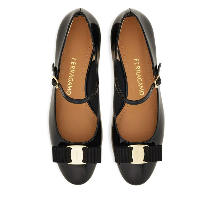 Ferragamo Scarpe - Nero | e24bcc6f9250eda74604f0f7fdaaff9ba447736e