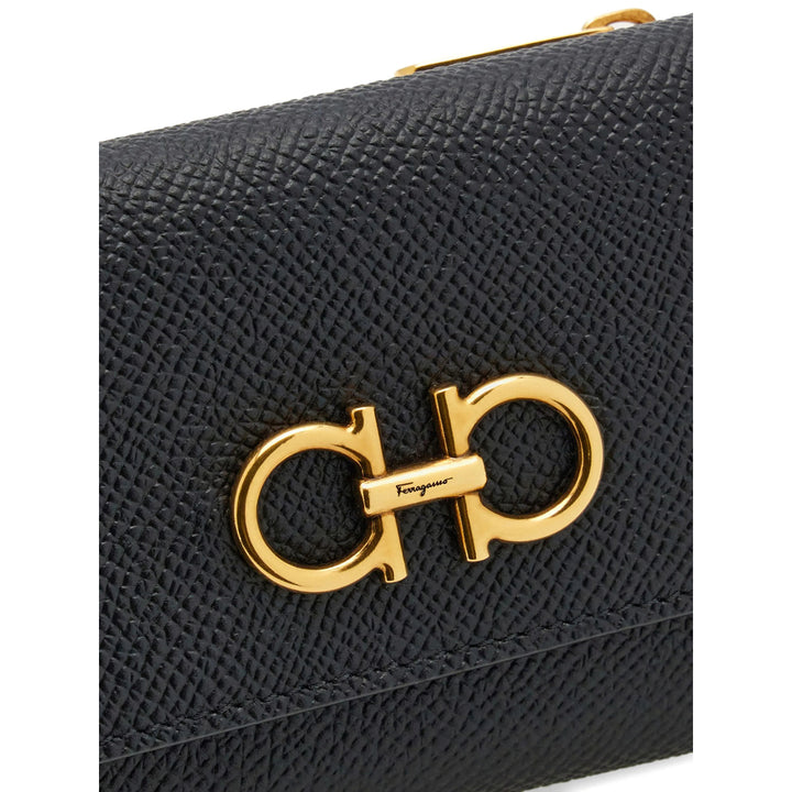 Ferragamo Wallets - Nero | fab606e996913d63b27be0f30f2d0da1527d00da