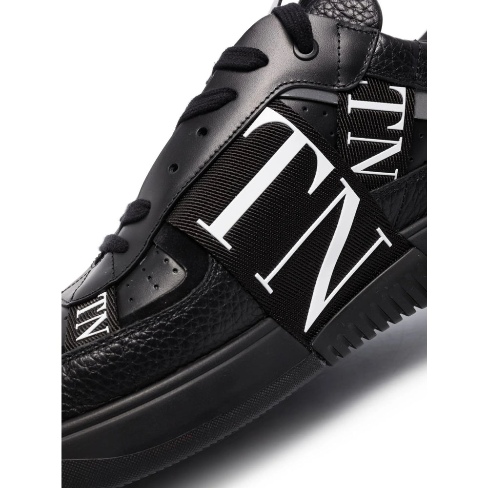 Valentino Garavani Sneakers - Nero, Bianco | 738bd473601a5d909996c75dff9e9b72e044e3e9
