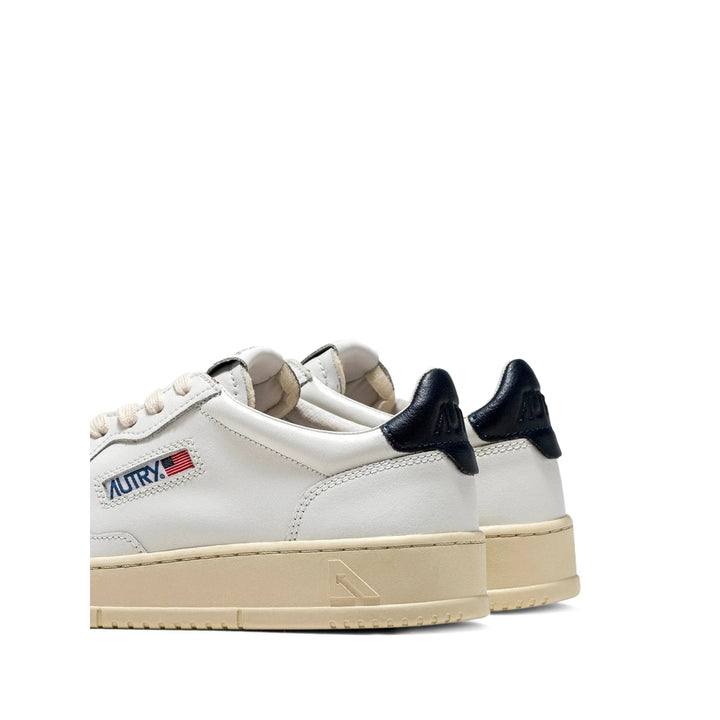 Autry Sneakers - Bianco | ecba9bb91188d129cbdb2339ada4dddd41396852