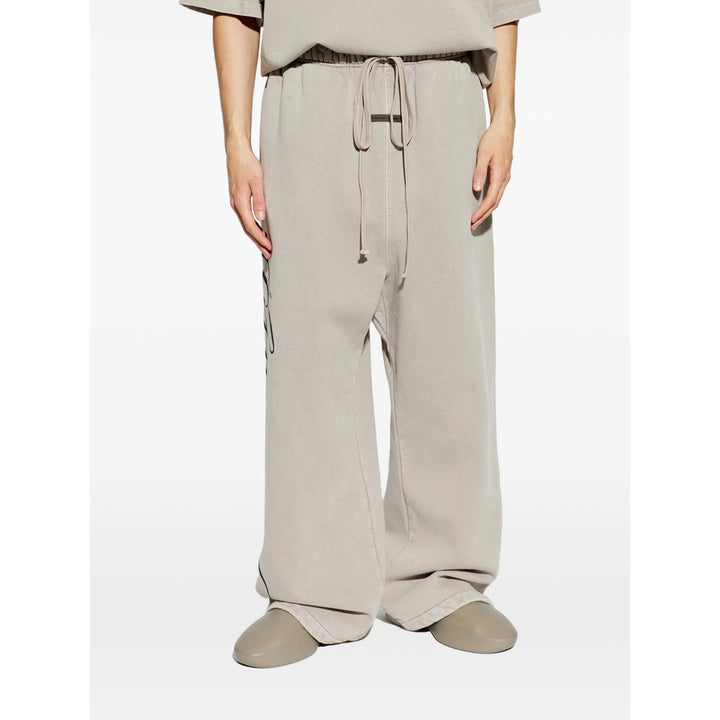 Fear Of God Essentials Pantaloni - Grigio | b5a04b177dc9d5c61cebcc5ca4c1258e06c6a957