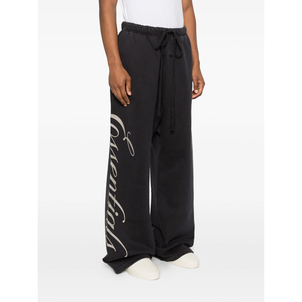 Fear Of God Essentials Pantaloni - Bianco, Nero | 0b358d3d0dff7707bc960863e3e45387042c3817