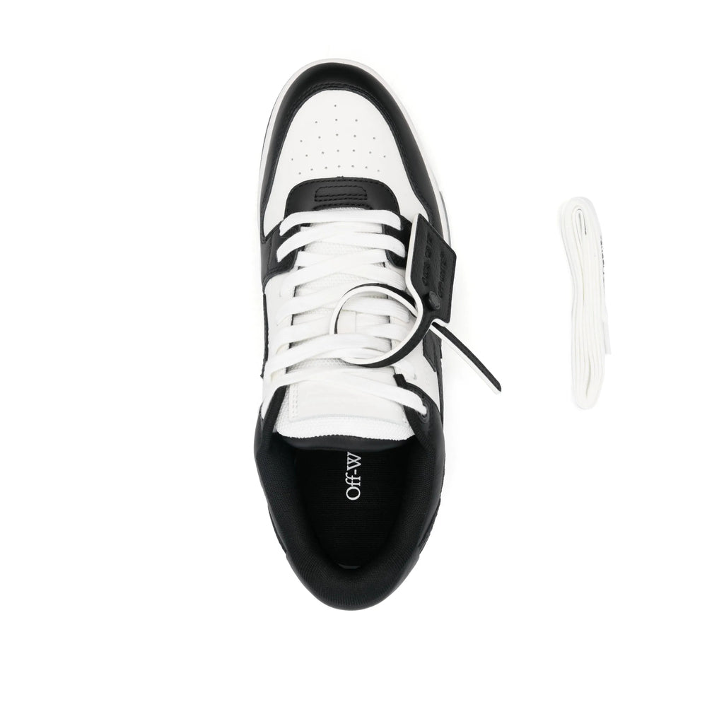 Off-White Sneakers - Bianco, Nero | 0a7cdb38825572cc80c09c2194f4eb7c32ce7e8f