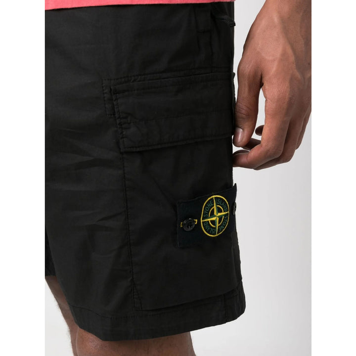 Stone Island Shorts - Nero | 2211f8ac8421efe25106e5bcf8f6e7f017216d61