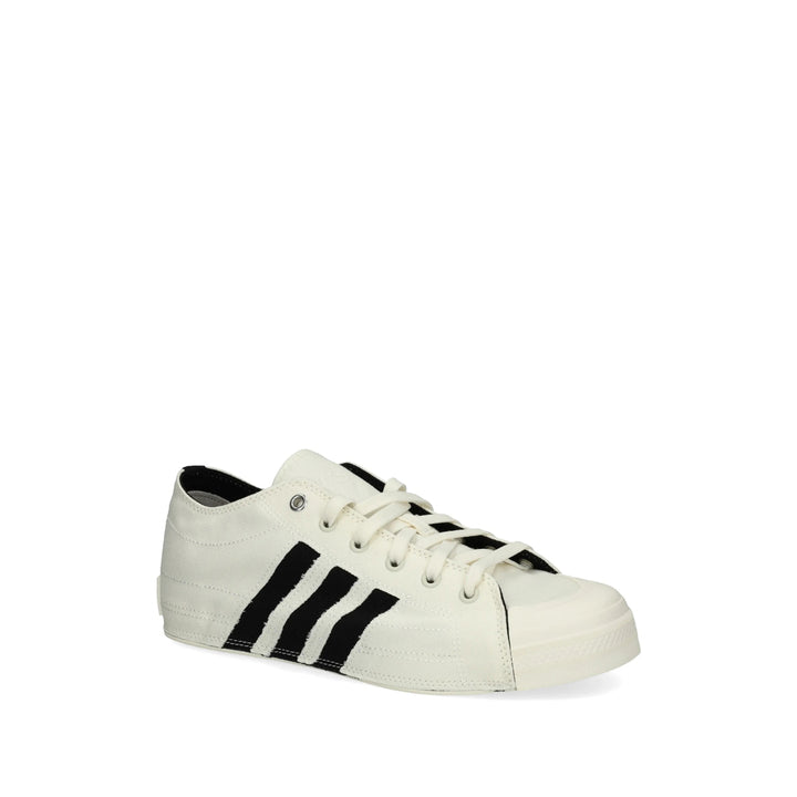 Y-3 Sneakers - Neutro | 325ce4f697e94e1078680a1e53780a3b4e1f40eb