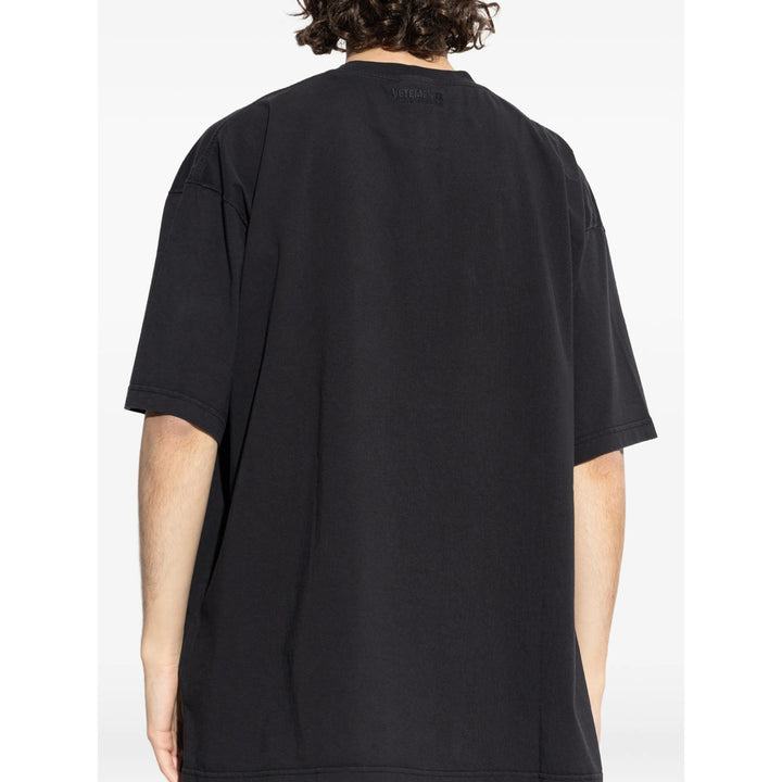 Vetements T Shirt - Nero | b8b55e258a419a5be2404e9b02fabff869a41566