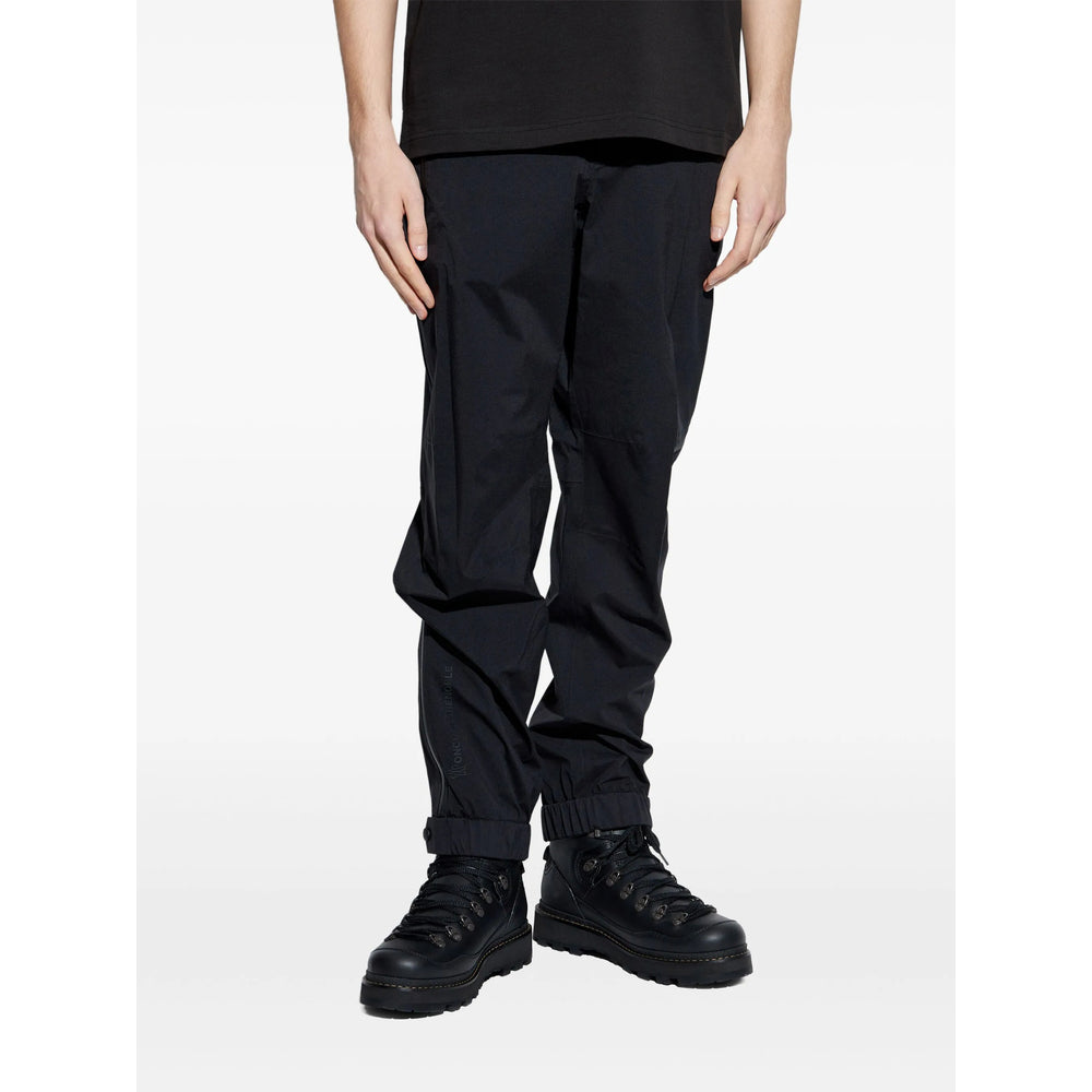 Moncler Grenoble Pantaloni - Nero | b2702075ba434308ec38699125071619baae603f