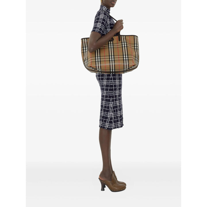 Burberry Borse - Marrone, Nero | d631df5c030a10c9bab92d7bba1ffac84894756e