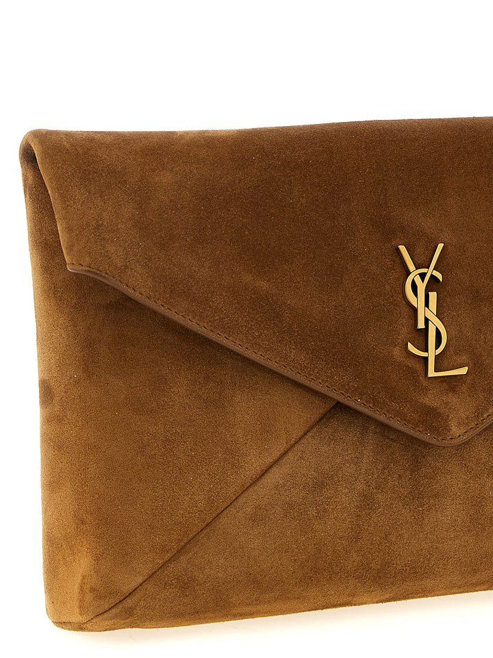 Saint Laurent Envelope Clutch - Marrone | 8d4d7863a94eb2ad389633304f6650b7321355b4