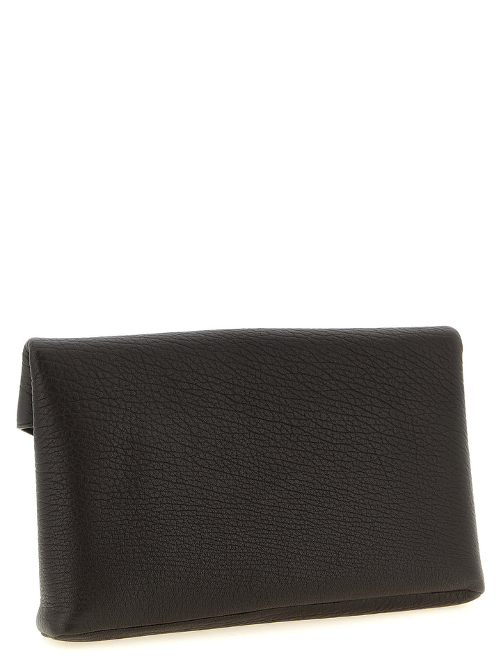 Saint Laurent Envelope Clutch - Marrone | d9c463ffc332f1827c9d9fe76c7a164587ba9d69