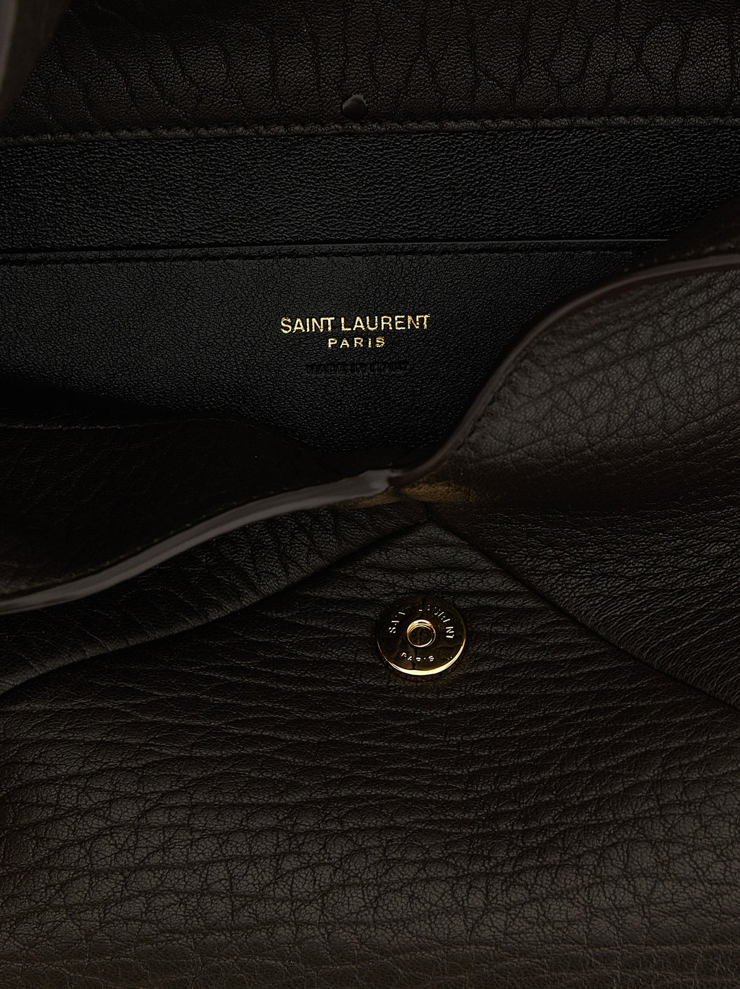 Saint Laurent Envelope Clutch - Marrone | d72d611d540456b7ae72f091c657826e9917c740