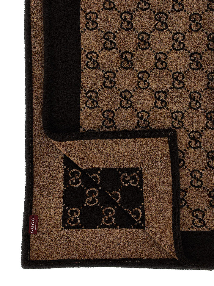 Gucci Patrick Beachwear - Beige | 0fbfd79a6e71fcb46044ccd2adce7f64f67c4ac5