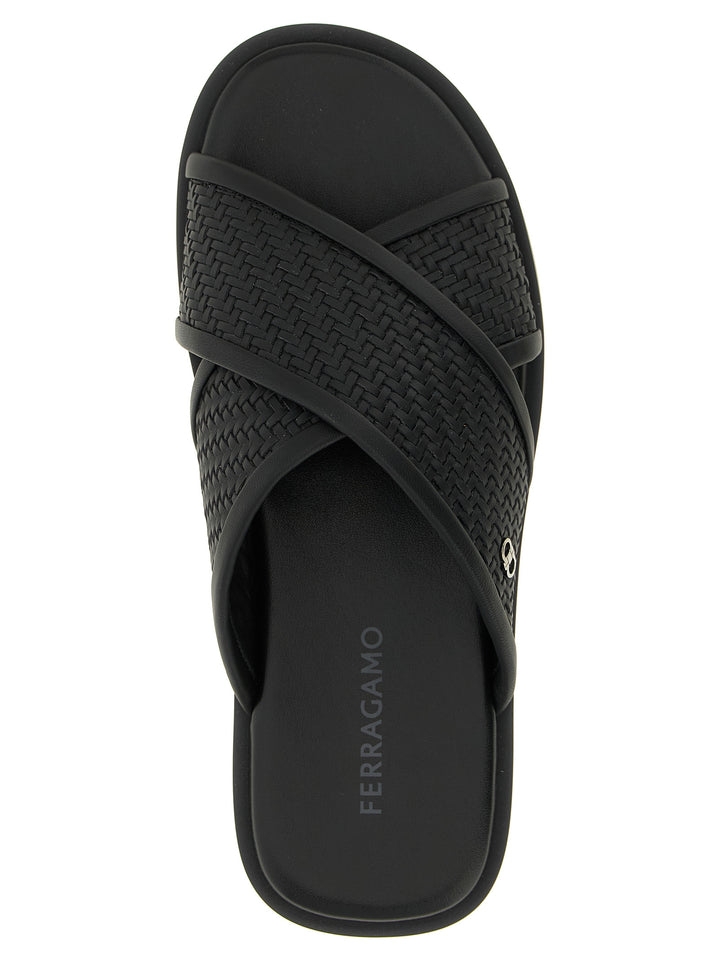 Ferragamo Brise 2 Sandali - Nero | be6f1d38865f381d57f54c8277cd9f628d4e7603