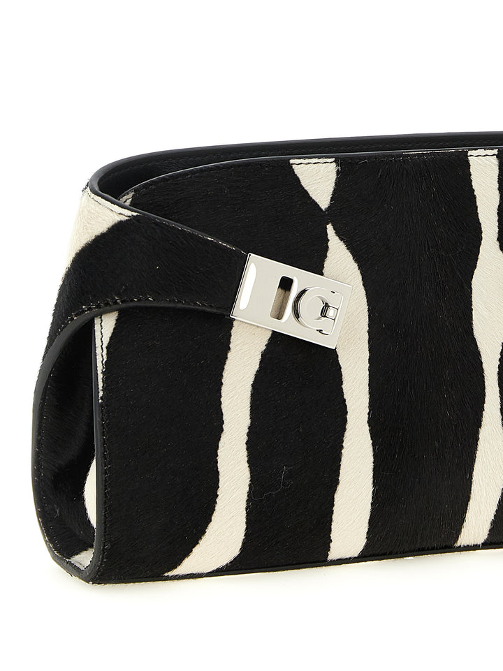 Ferragamo Hug Cb E/W Clutch - Bianco/Nero | d0bf116368d02da607357b613b5b62cc5b553191