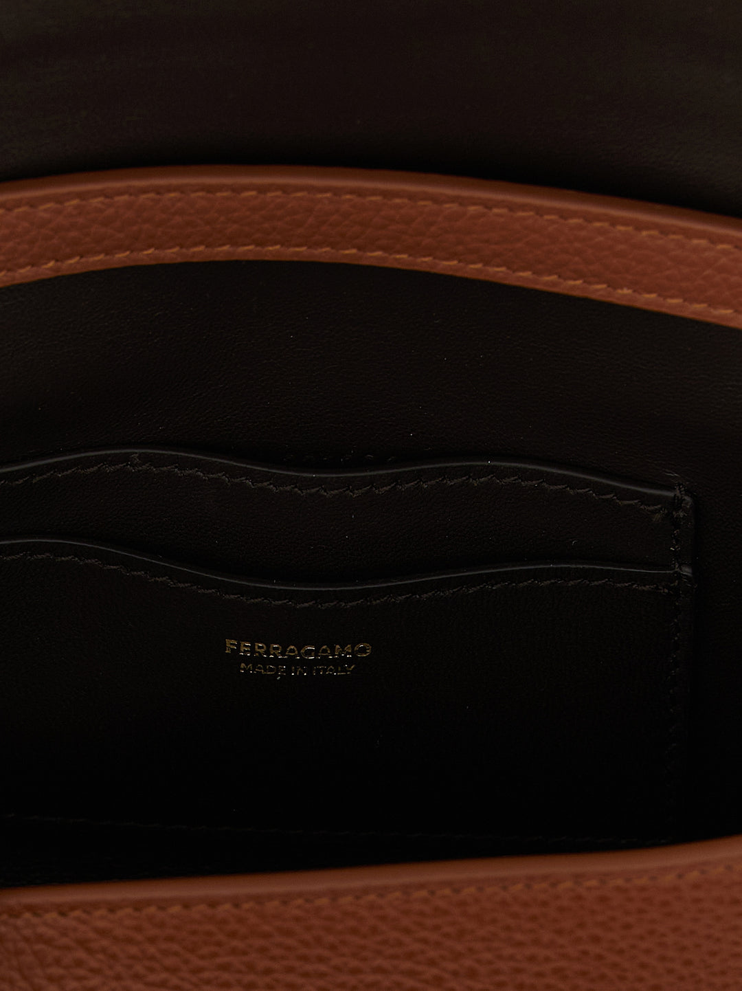 Ferragamo Double Gancini Borse a Tracolla - Marrone | 31bd72b49910c68e22f1c586720c52ebfac29df8