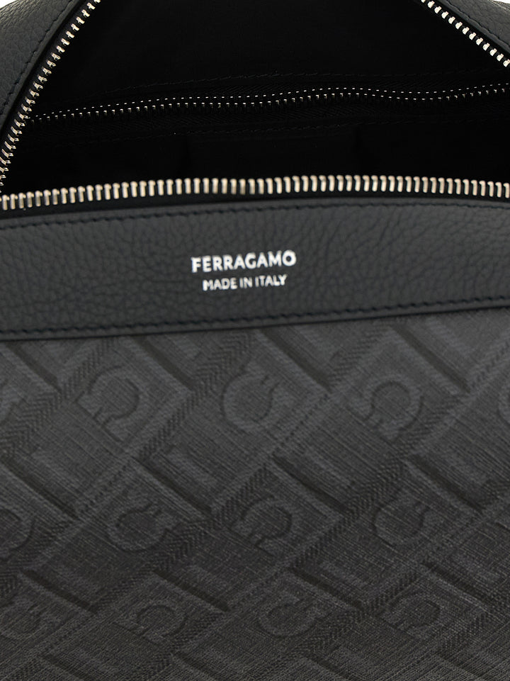 Ferragamo Dopp Kit Beauty - Nero | ebb0fc4ab44e74896e2e5ed5097693f404fd8f77