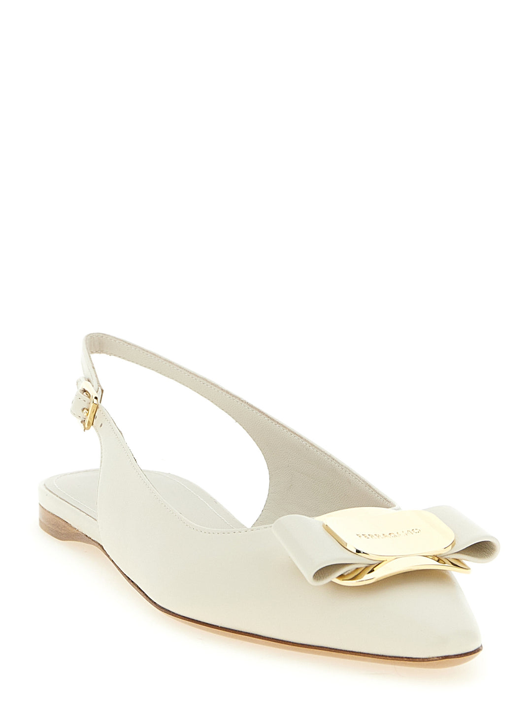 Ferragamo Zelmy Flat shoes - Beige | 74861cc3905a5f349f086f46cafcd7a09efacadd