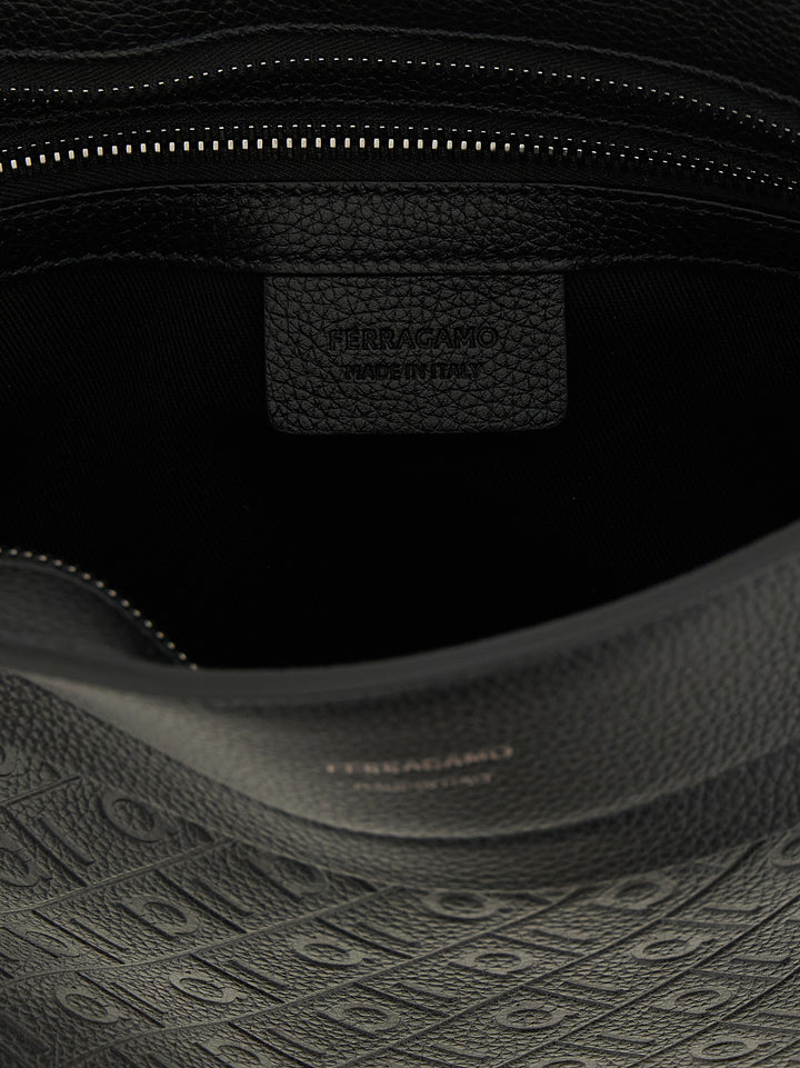 Ferragamo Ferragamo Monogram Clutch - Nero | 499eda88d9f5763bca2055da4f64cc19915693a3