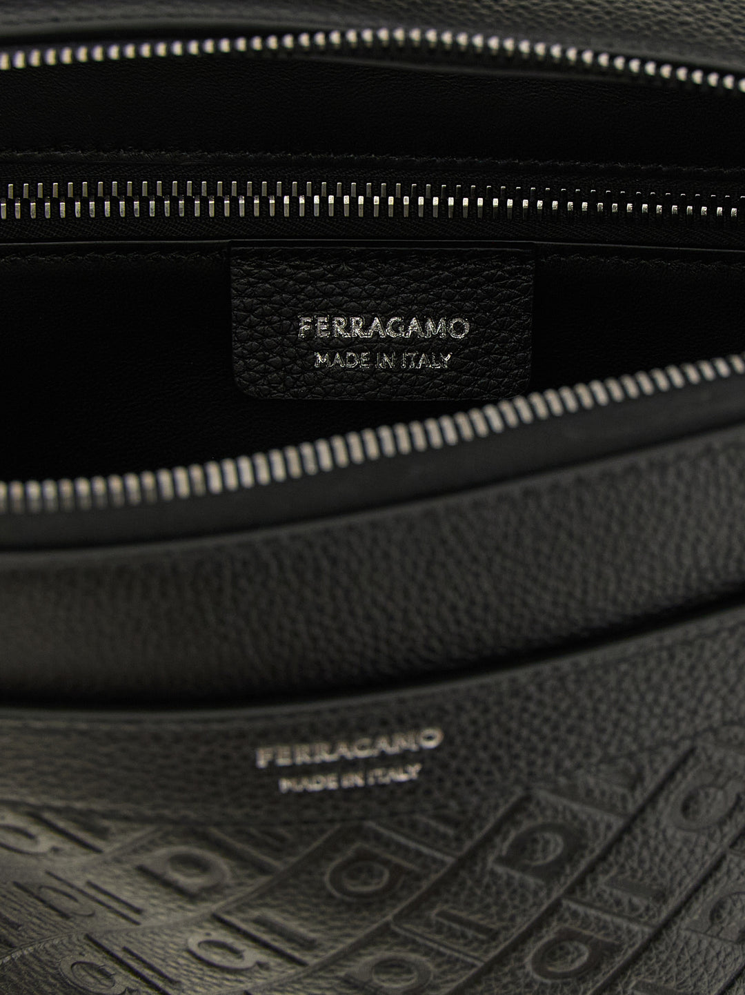 Ferragamo Ferragamo Monogram Borse a Tracolla - Nero | e139919f380284e46693ceadc61e49e374f614d8