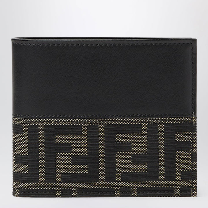 Fendi Apparel & Accessories - Nero | 566e256f42f77529d390907e0e3ec7060aff32fc