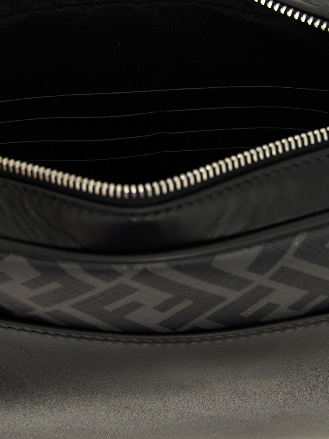 Fendi Camera Case Squared Ff Borse a Spalla e Tracolla - Nero | 2b45c2c81d6685bd9246a78eea4030fbd5f75662