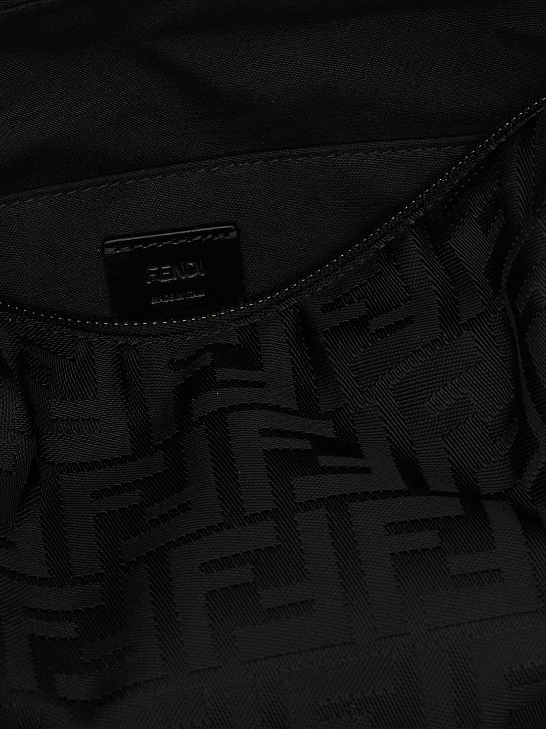 Fendi Fendi Lui Medium Squared Ff Borse a Spalla e Tracolla - Nero | c21990f59b42daec58a031b403b6988e6418b95c