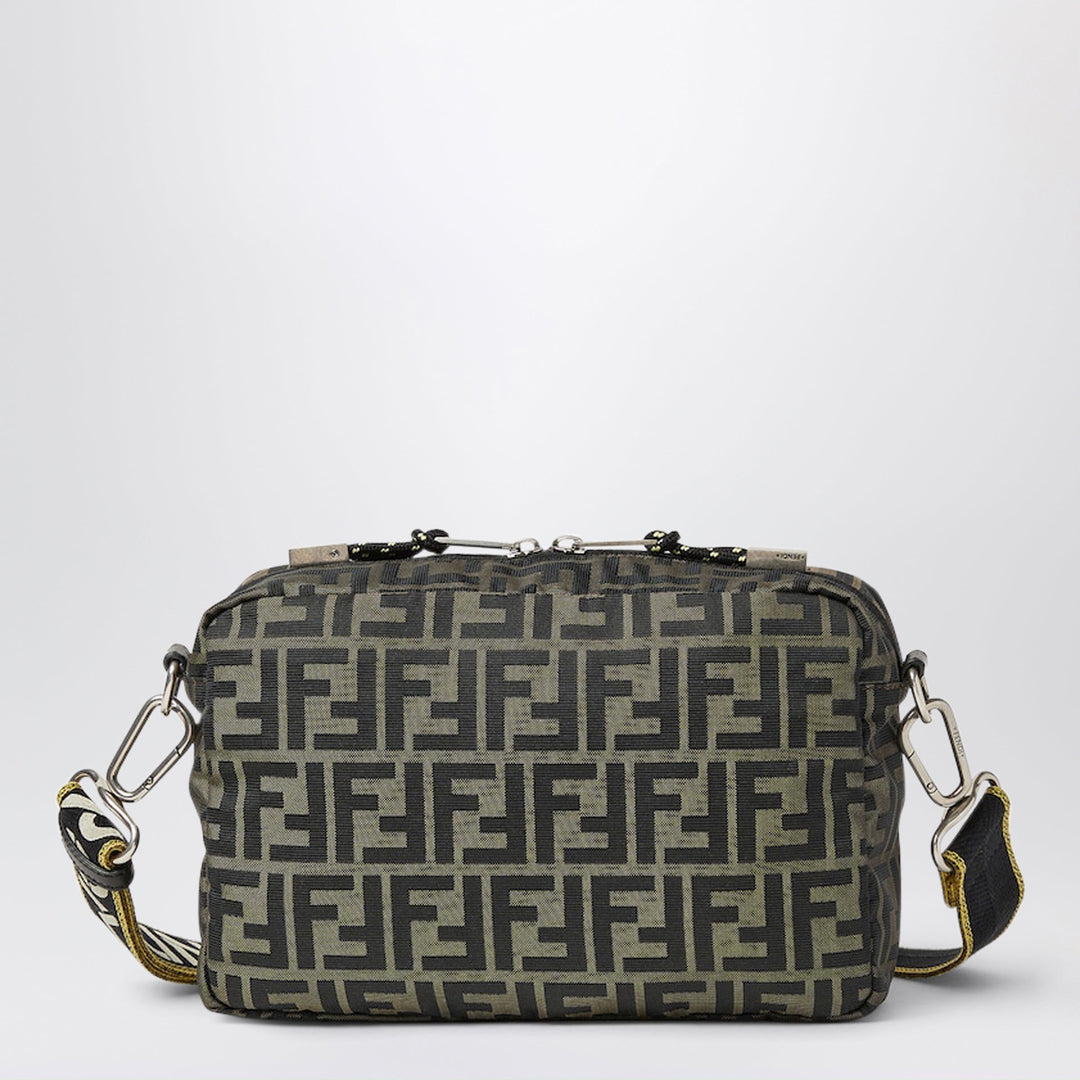 Fendi Apparel & Accessories - Marrone | 87d705d2db62efdbb5c5d81c120f35537c81169c