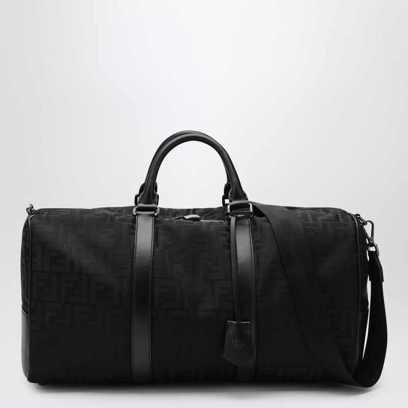 Fendi Apparel & Accessories - Nero | 64524ff982216eea8ee066bd6839b3b3bfb9a513