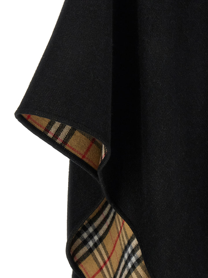 Burberry Fringed Cape Mantelle - Nero | 416df43f3b8990403922929c0fc502b0d97c82e3