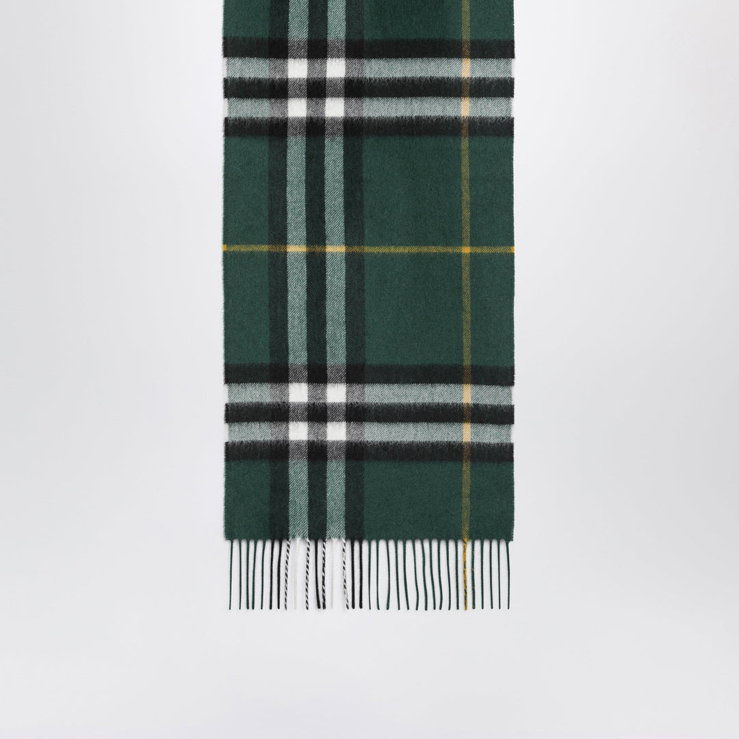 Burberry Scarves & Shawls - Verde | 6073fb97dc3fc2daeb855acad93176f6d3219109
