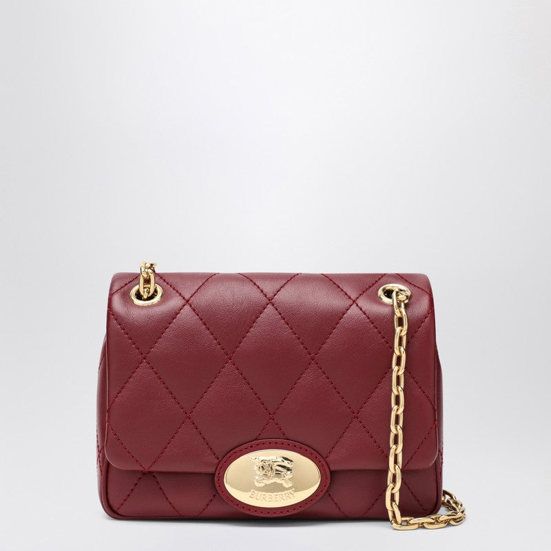 Burberry Apparel & Accessories - Rosso | 33465fd591237c8da4899fb24046d6c749af1ec6