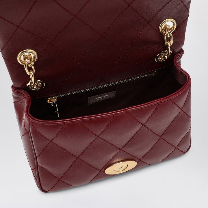Burberry Apparel & Accessories - Rosso | 4af61e8583ea829f7317b2ccc98094f7c817b2c8