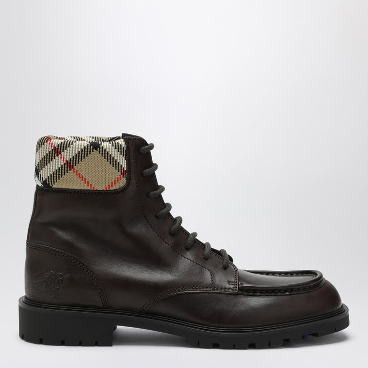 Burberry Apparel & Accessories - Marrone | 738c5151b80bc8895e6ee9a958db58feb342c028