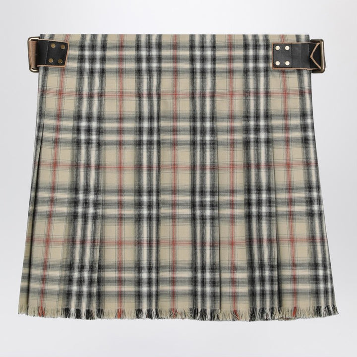 Burberry Apparel & Accessories - Beige | 02e91b4c040219a6297e3dbd8da71615634205d9