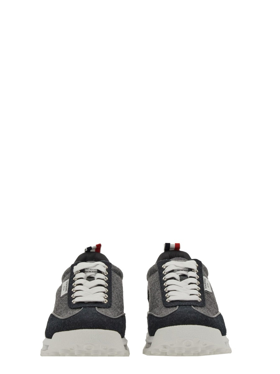 Thom Browne Sneakers - Grigio | Wanan Luxury