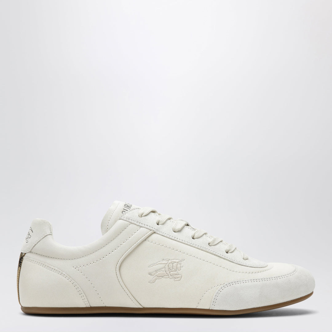 Burberry Apparel & Accessories - Beige | 62d4bd24123e16e23d60cc9d4c22a5d5977ef6a3