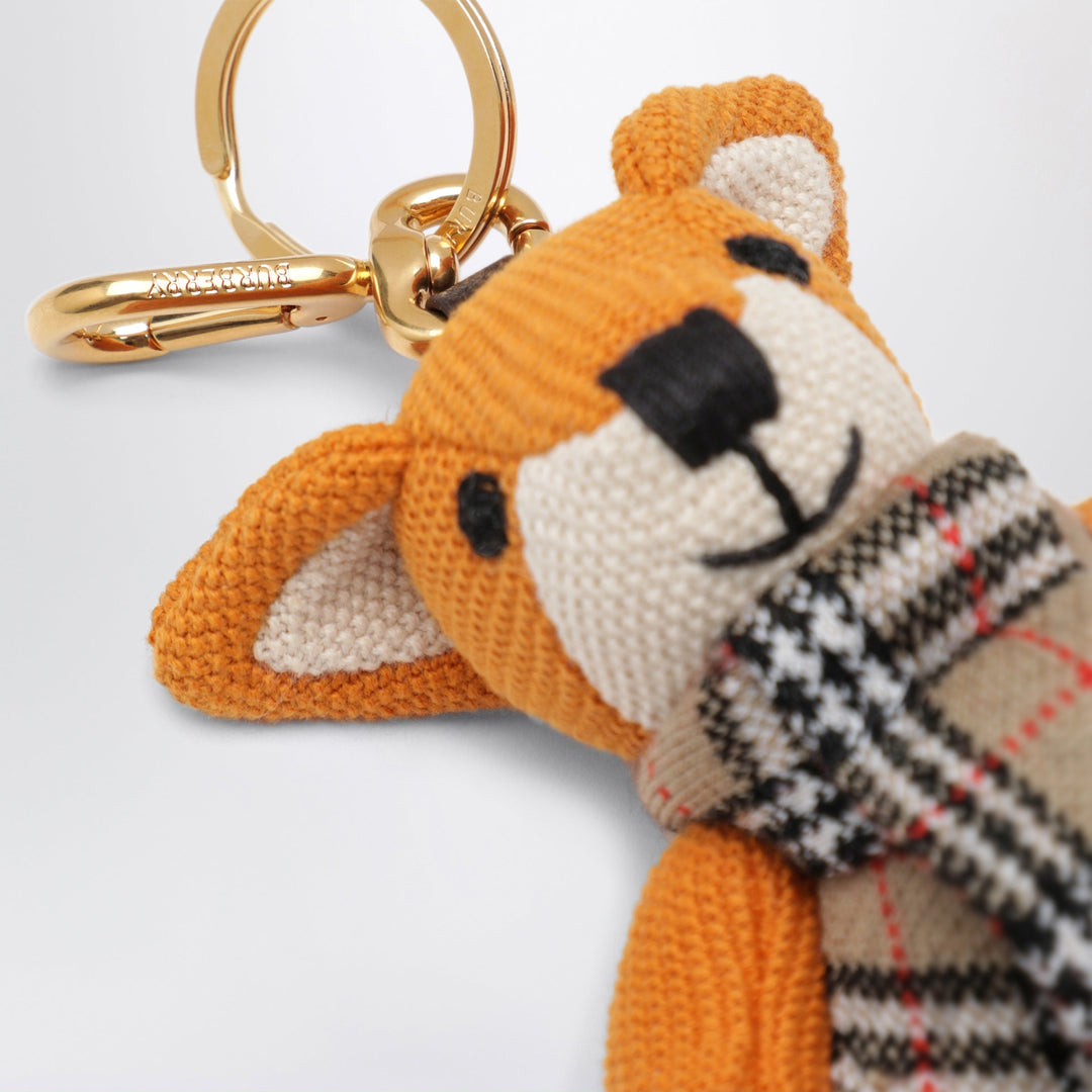 Burberry Apparel & Accessories - Arancione | 3184e8f45861208406ef31f74917ceb86adae8c1