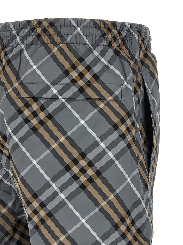 Burberry Swim Check Bermuda e Short - Blu | e48224c89162d525d5646d1b1ec45e9d4965ebc4