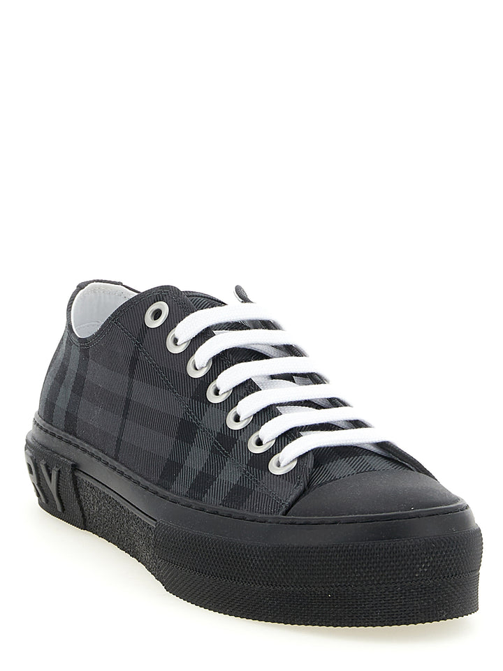 Burberry Check Print Sneakers - Grigio | 0010a7edac95045650cfe7f748bd3494409990ea